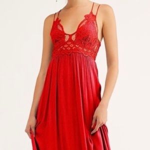 Free People NWT Adela Maxi Slip in Red.💋💋💋💋💋
